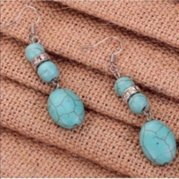 3/$30 Boho Rock Drop Earring Set - Picture 1 of 1